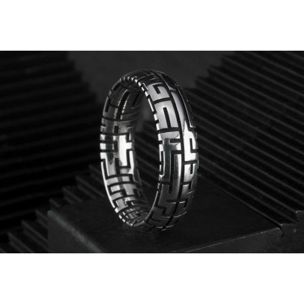 Labyrinth Ring - Carbon6